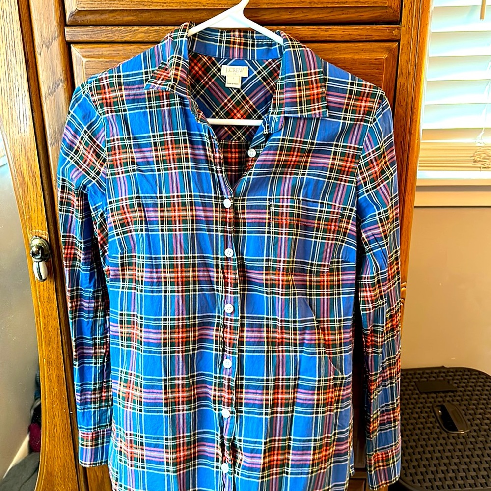 J crew button up shirt